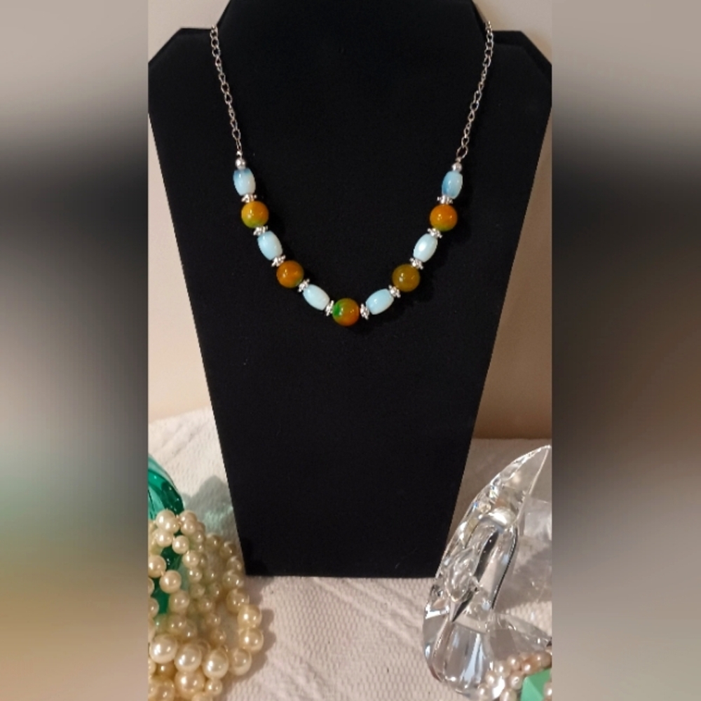 Bead Necklace / Mix Of Glass, Acrylic, Gemstones Beads - Picture 2 of 12